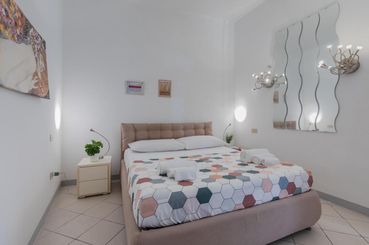 Tuttomondo Central Flat With Private Courtyard Pisa Exterior foto